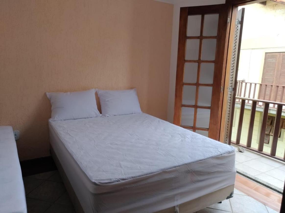 Casa inteira a poucos passos da praia do Peró. Cabo Frío Exterior foto